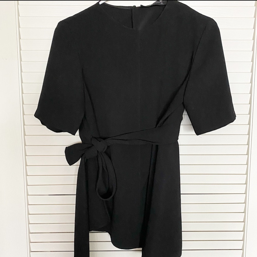 Like New Black Zara Tie Waist Blouse Tee